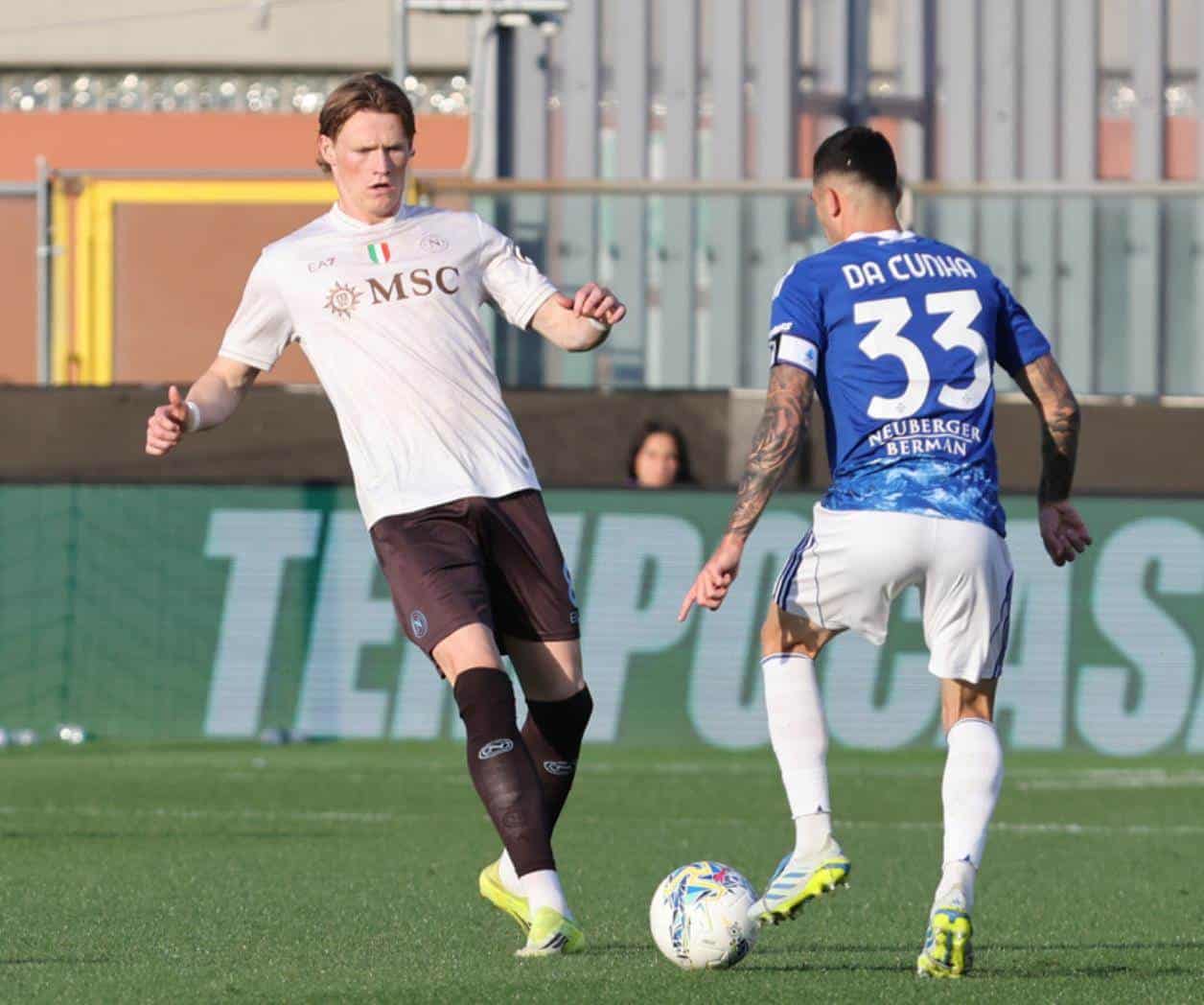 Napoli empata 0-0 ante Como en la Serie A para darle una ayuda al Inter de Milán