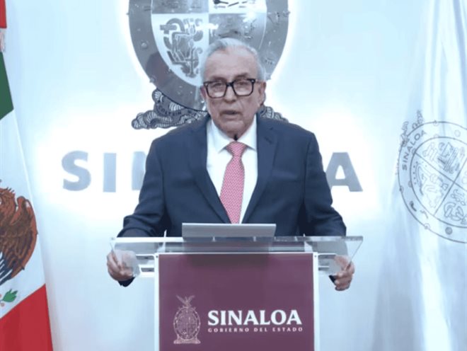 Rubén Rocha solicita licencia tras investigación de la FGR