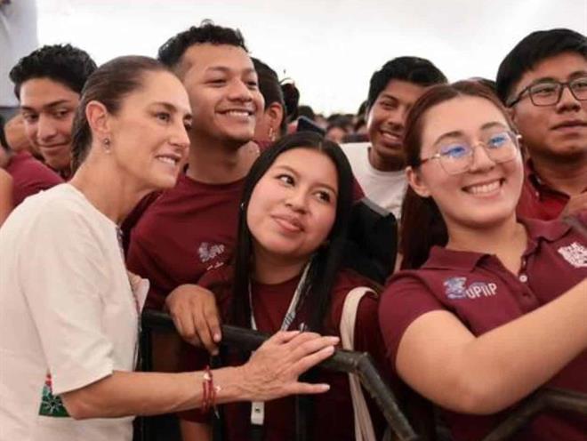  Anuncia universalidad de la Beca Gertrudis Bocanegra en Chiapas
