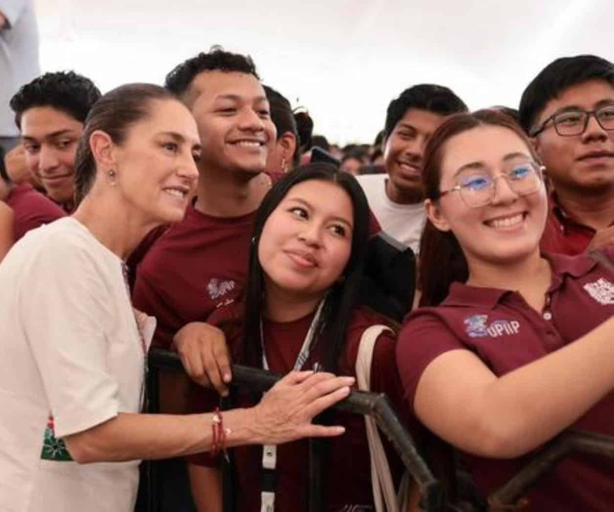  Anuncia universalidad de la Beca Gertrudis Bocanegra en Chiapas