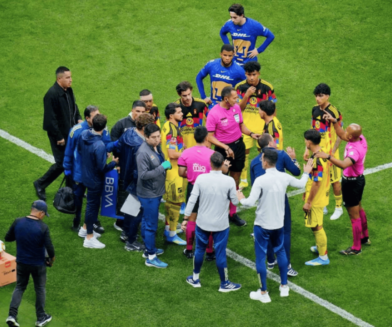 ¿América cometió alineación indebida ante Pumas?