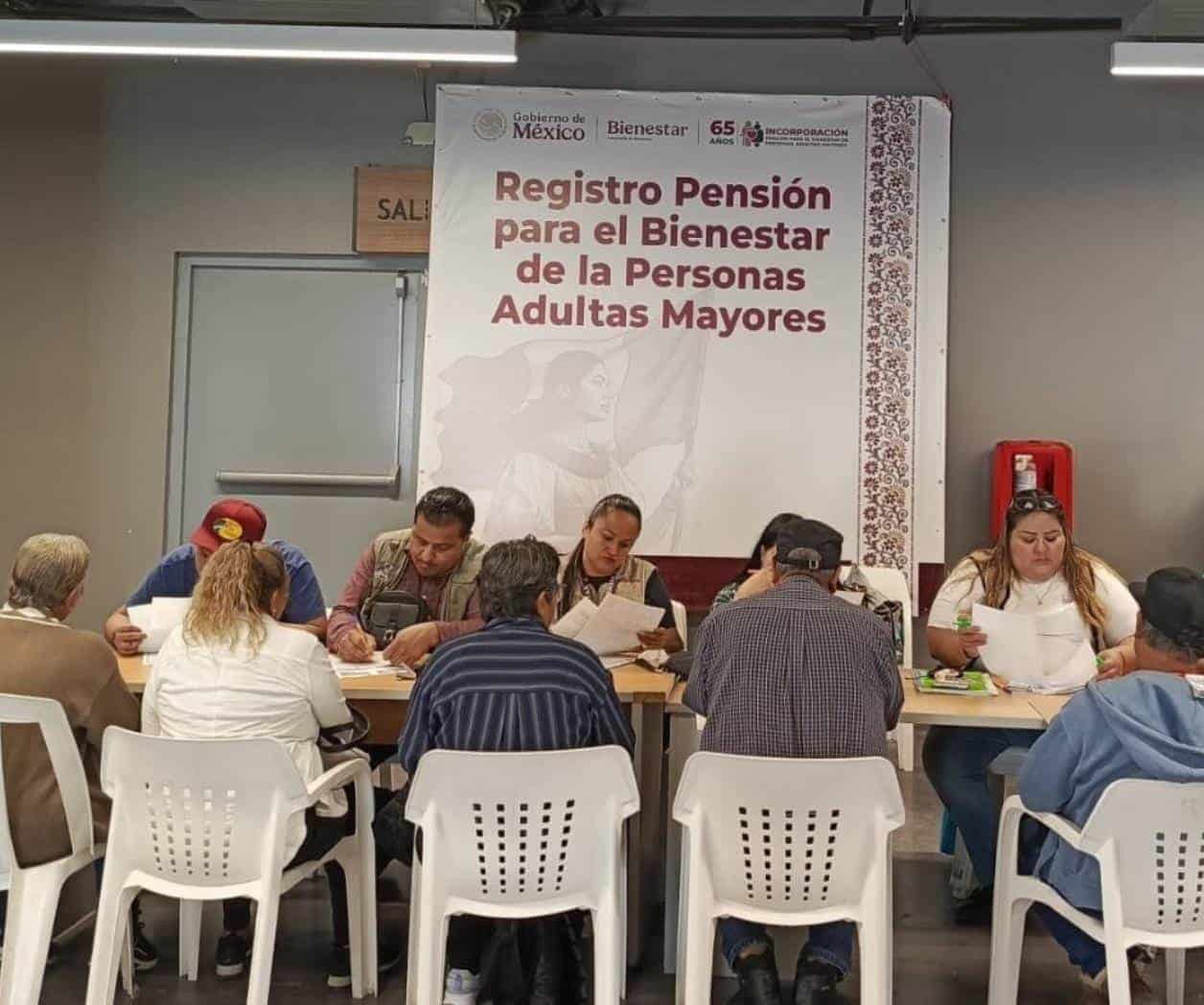Se suman mil 220 personas a Bienestar