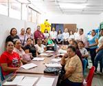 Gestiona alcaldesa curso de elaboración de piñatas