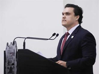 Denuncian a ‘La Borrega’  por 300 millones de pesos
