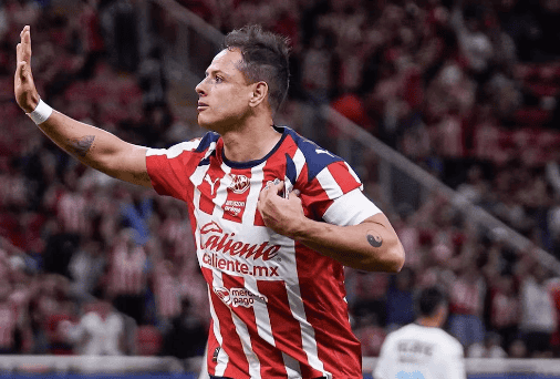 Chicharito envía mensaje a Chivas en su 120 aniversario