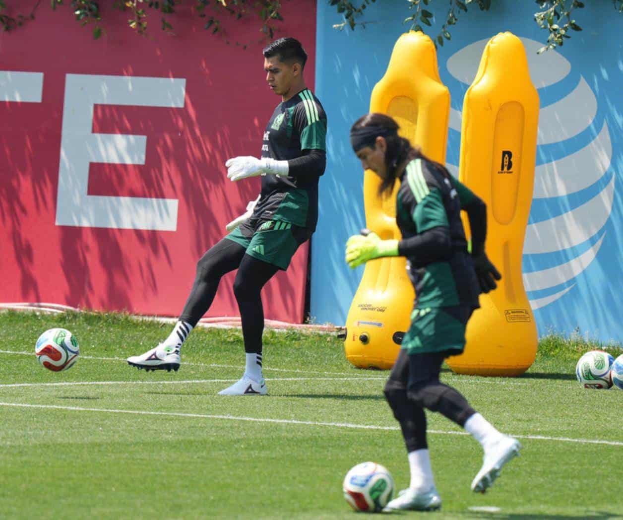 El Mundial 2026 ofrece una oportunidad a Carlos Acevedo tras la lesión de Luis Ángel Malagón