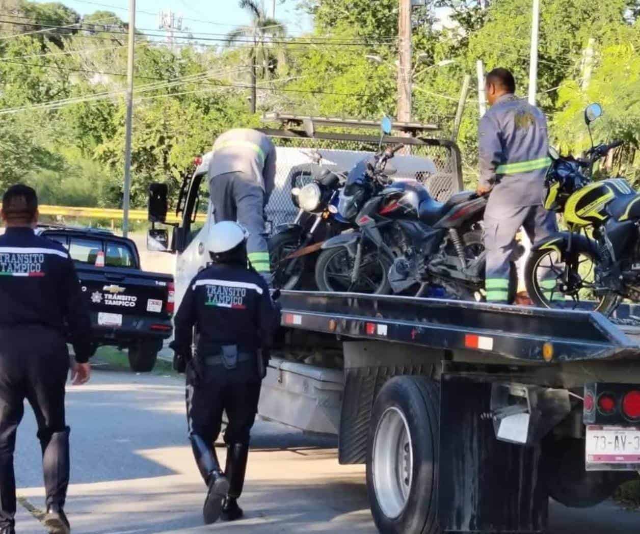 Intensifica Tránsito operativos  contra motociclistas irregulares