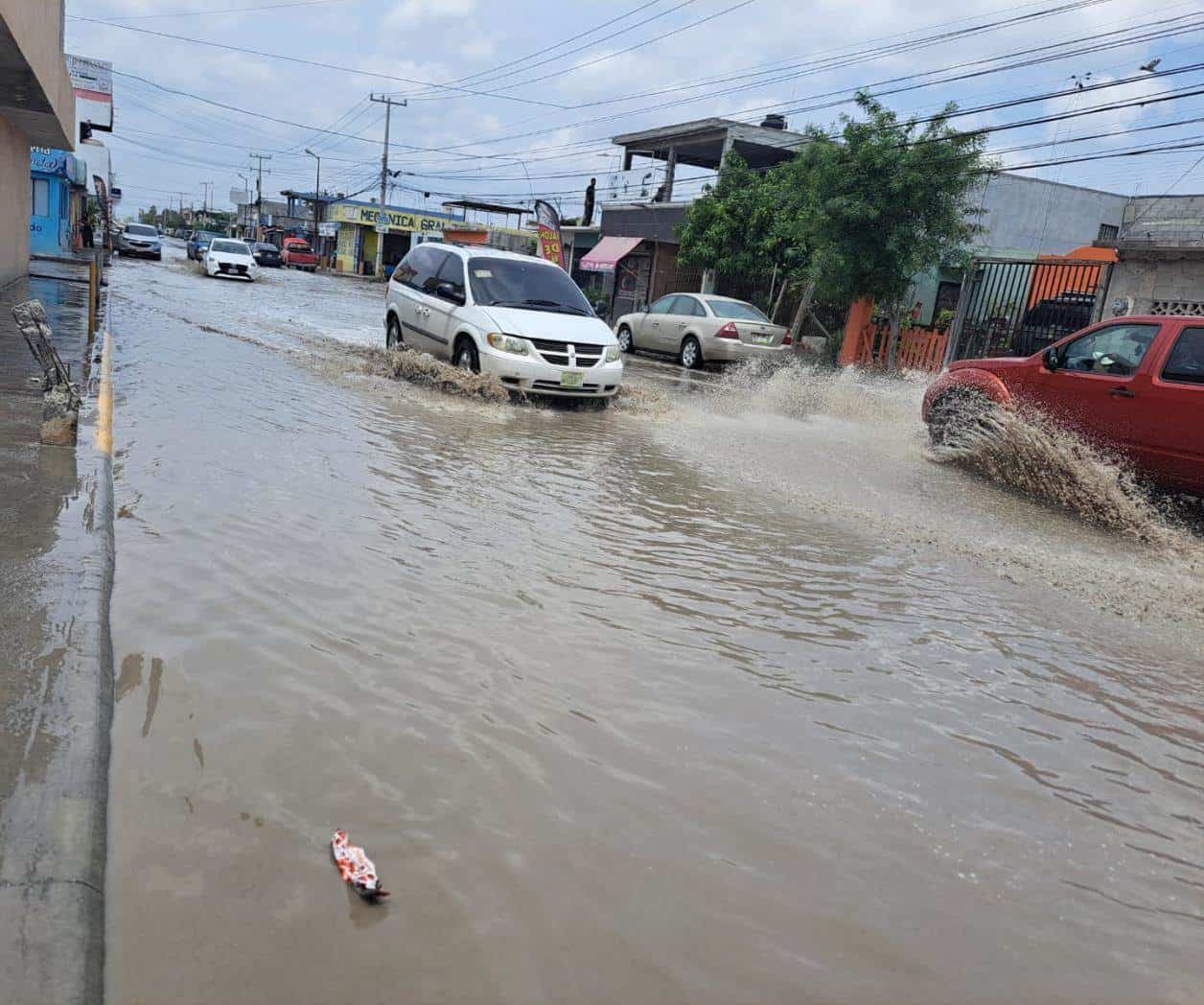 Colapsa San Ángel tras fuerte aguacero