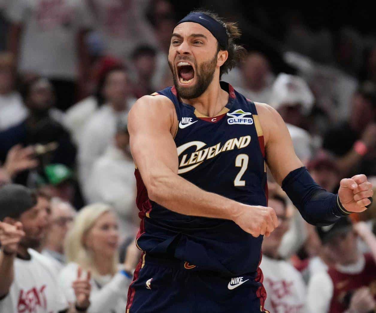 Cavaliers vencen a Pistons en Juego 3