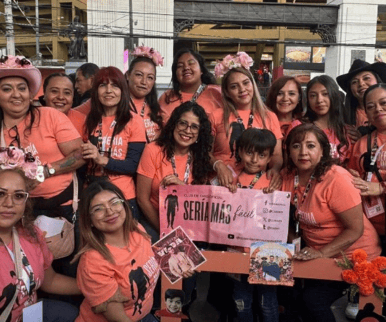 Carlos Rivera emociona a fans con show previo al Día de las Madres