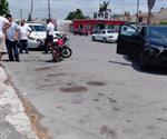 Adolescente en motocicleta sufre accidente en la zona centro