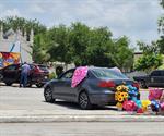 Panteones llenos en  el Día de las Madres
