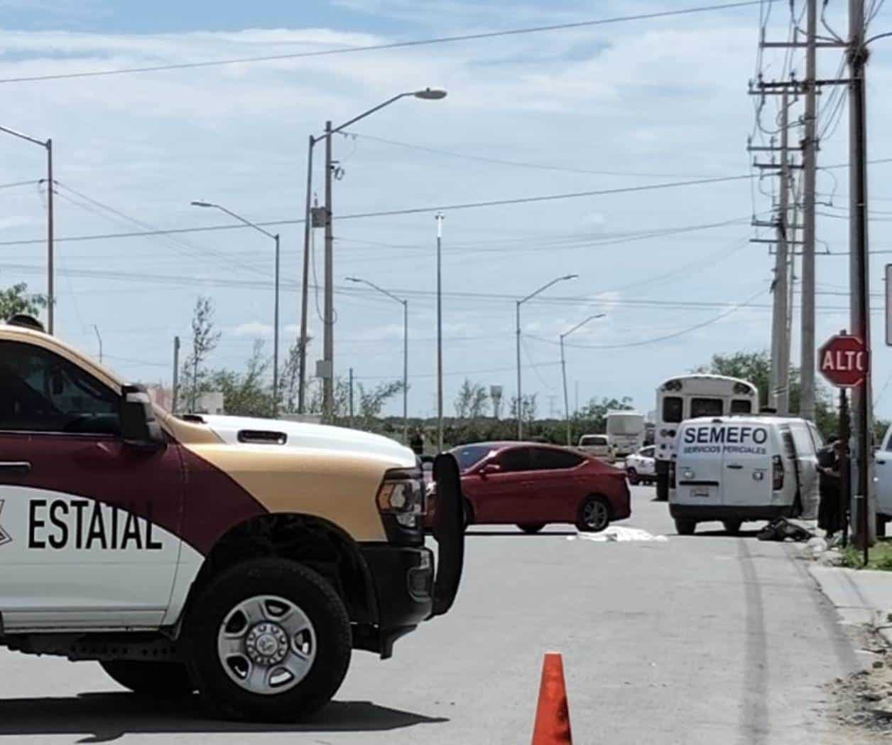Autobús arrolla a mujer, responsable huye