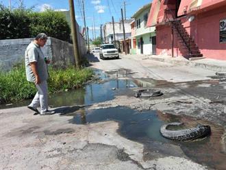 Piden likes para publicaciones de Carlos Peña