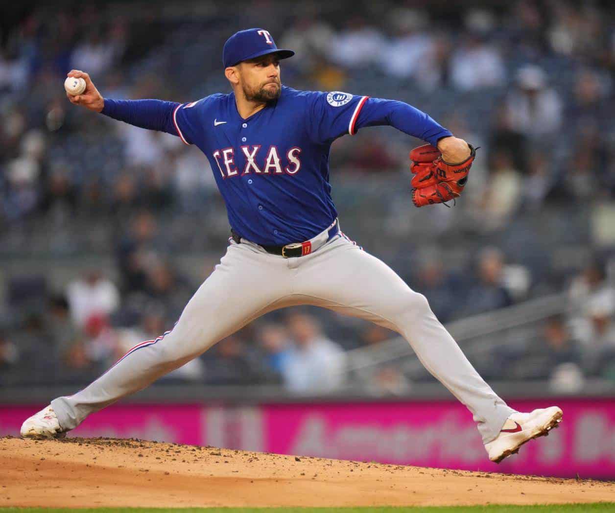 Nathan Eovaldi sale de apertura con Rangers