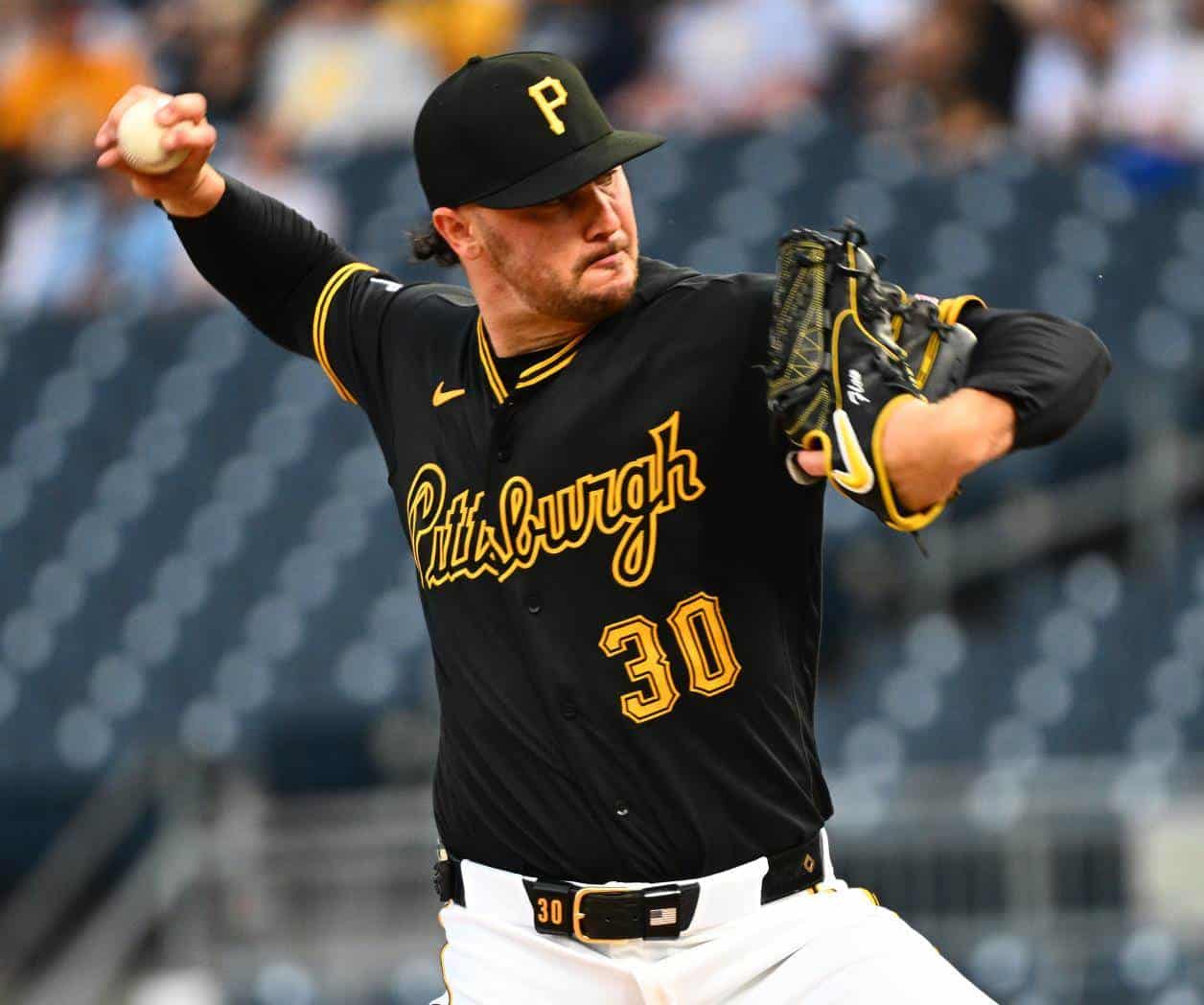 Paul Skenes poncha a 10 y Piratas vencen 3-1 a Rockies