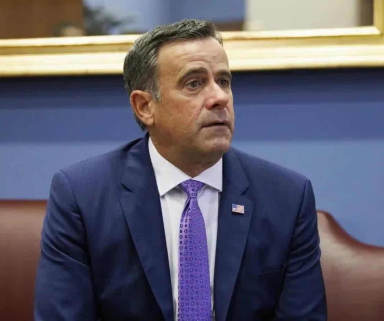 Director de la CIA visita Cuba para abrir diálogo político