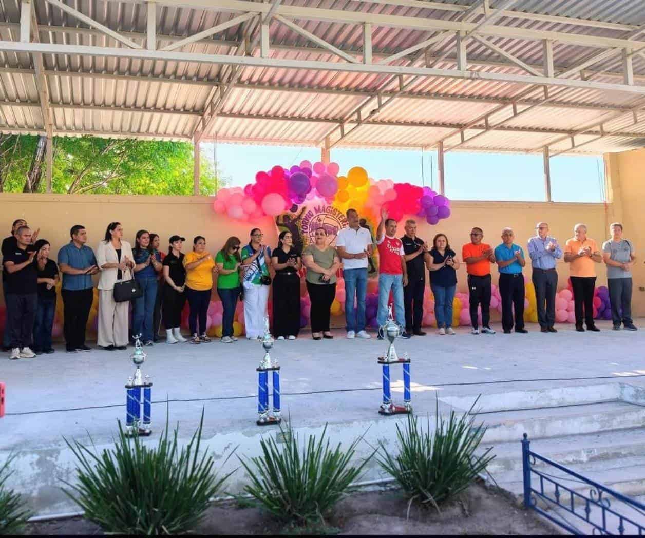 Celebran Día del Maestro con encuentros deportivos
