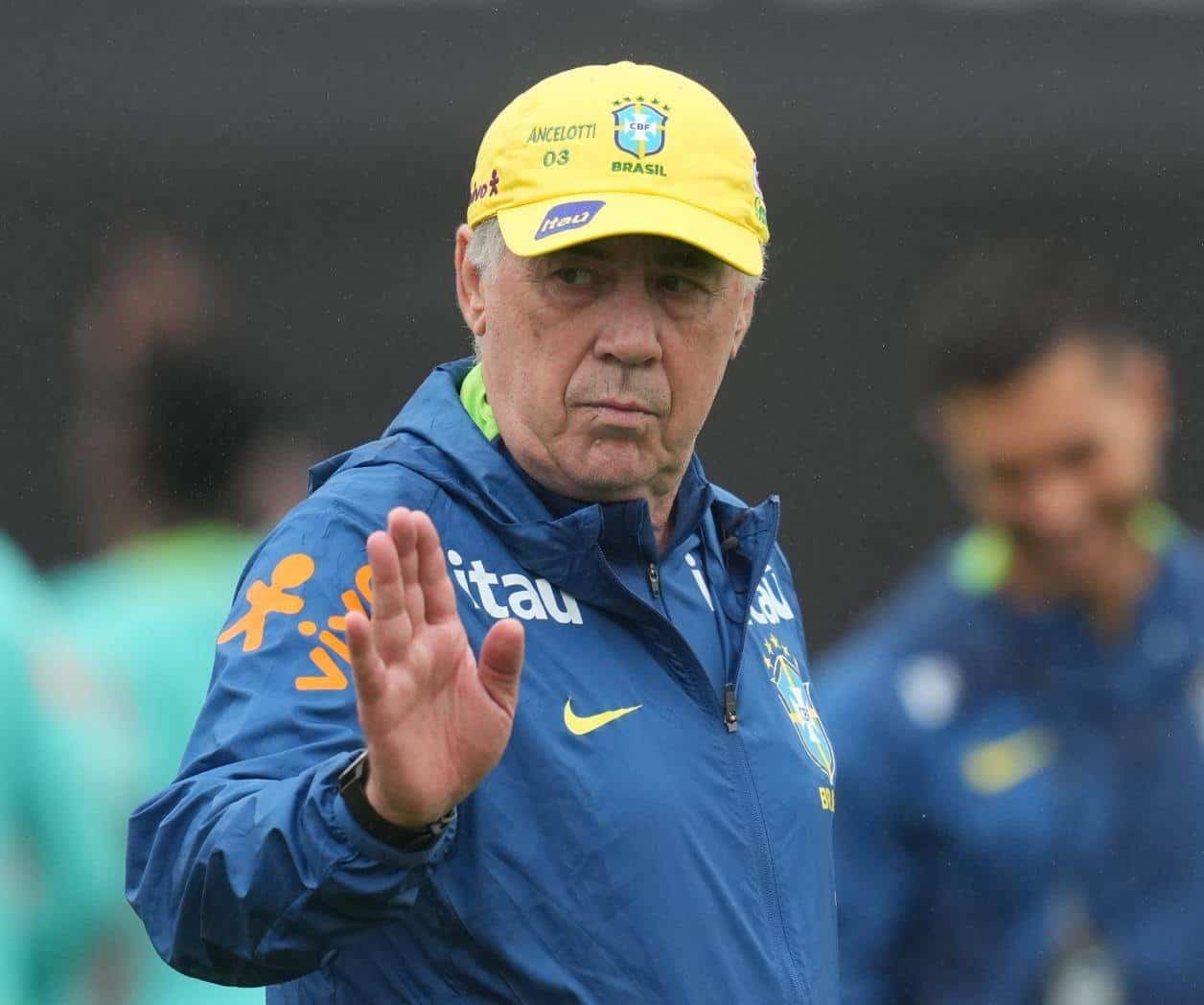 Ancelotti renueva con Brasil