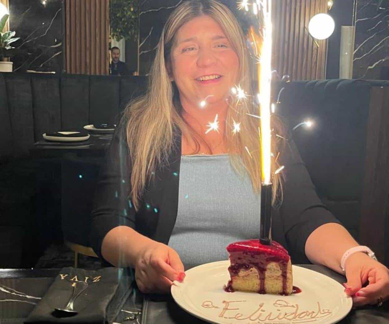 Disfrutan velada de cumpleaños