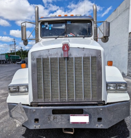 TRACTO CAMION MARCA: 