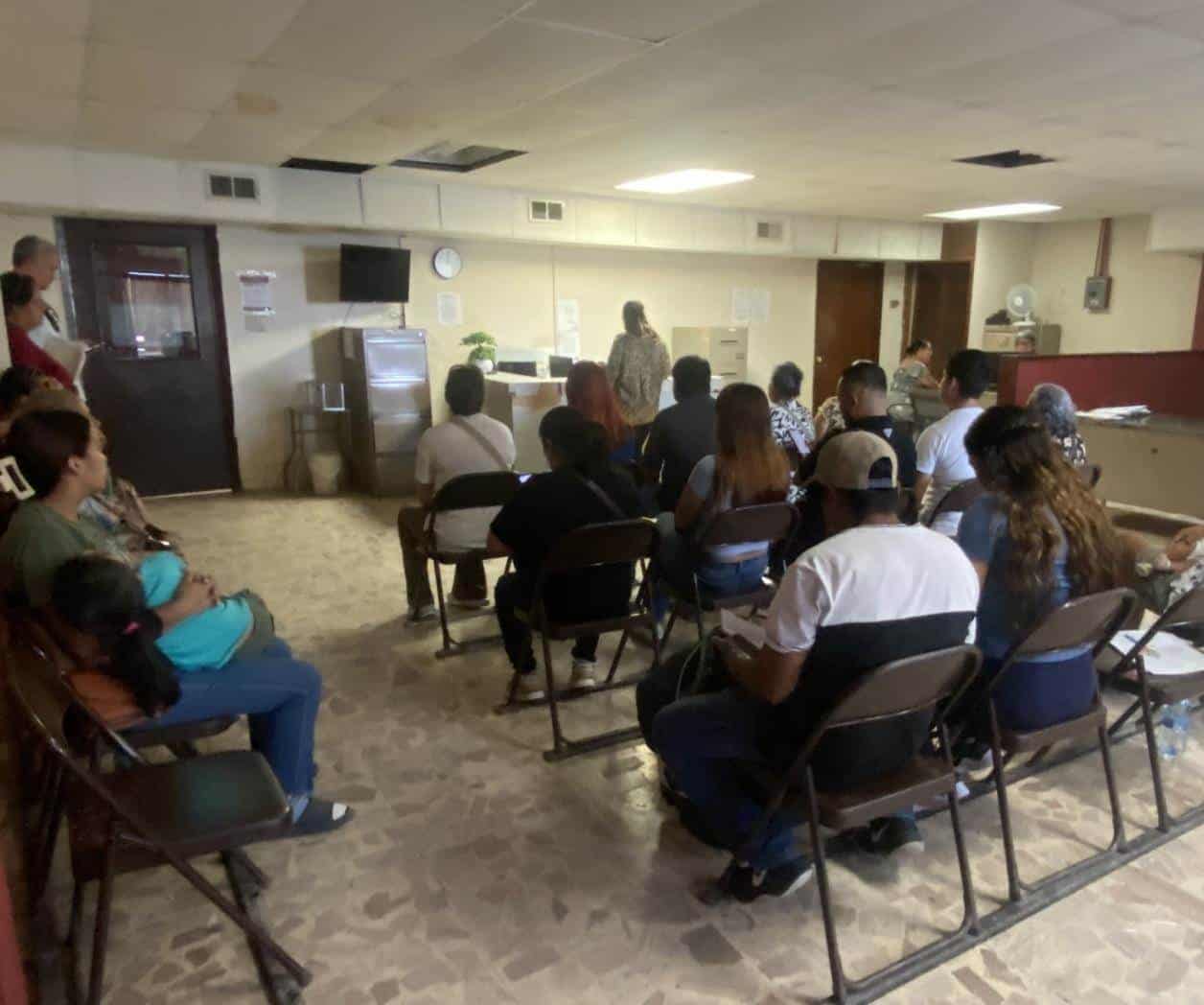 Tramitan doble nacionalidad a niños de diferentes países