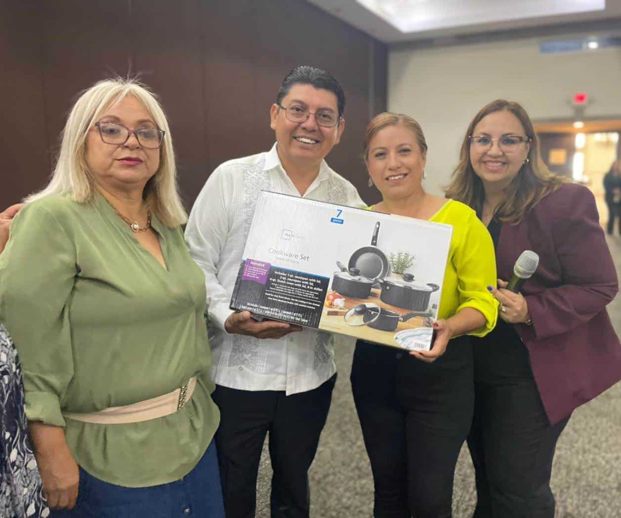 Fundación Marcelo Olán celebró Día de las Madres