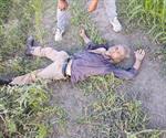 Sufre adulto mayor aparatosa volcadura en la carretera 82