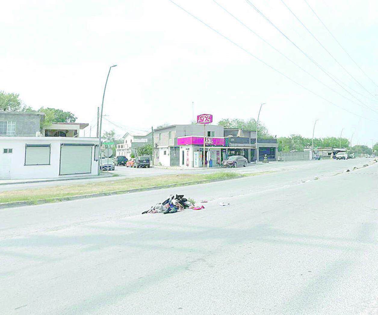Protestan por la basura que deja Tianguis de Las Torres