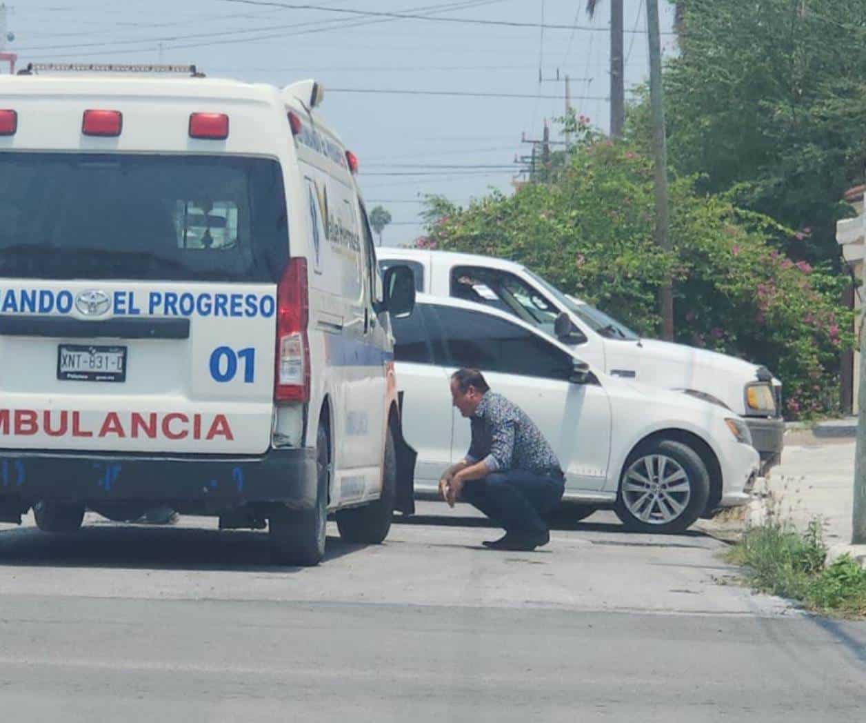 Sufre pequeño accidente ambulancia del sistema DIF
