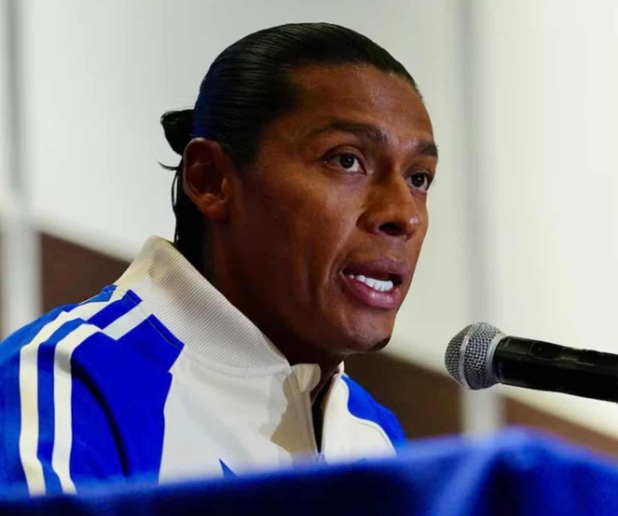 Se entrega Joel Huiqui por Cruz Azul de cara a la final