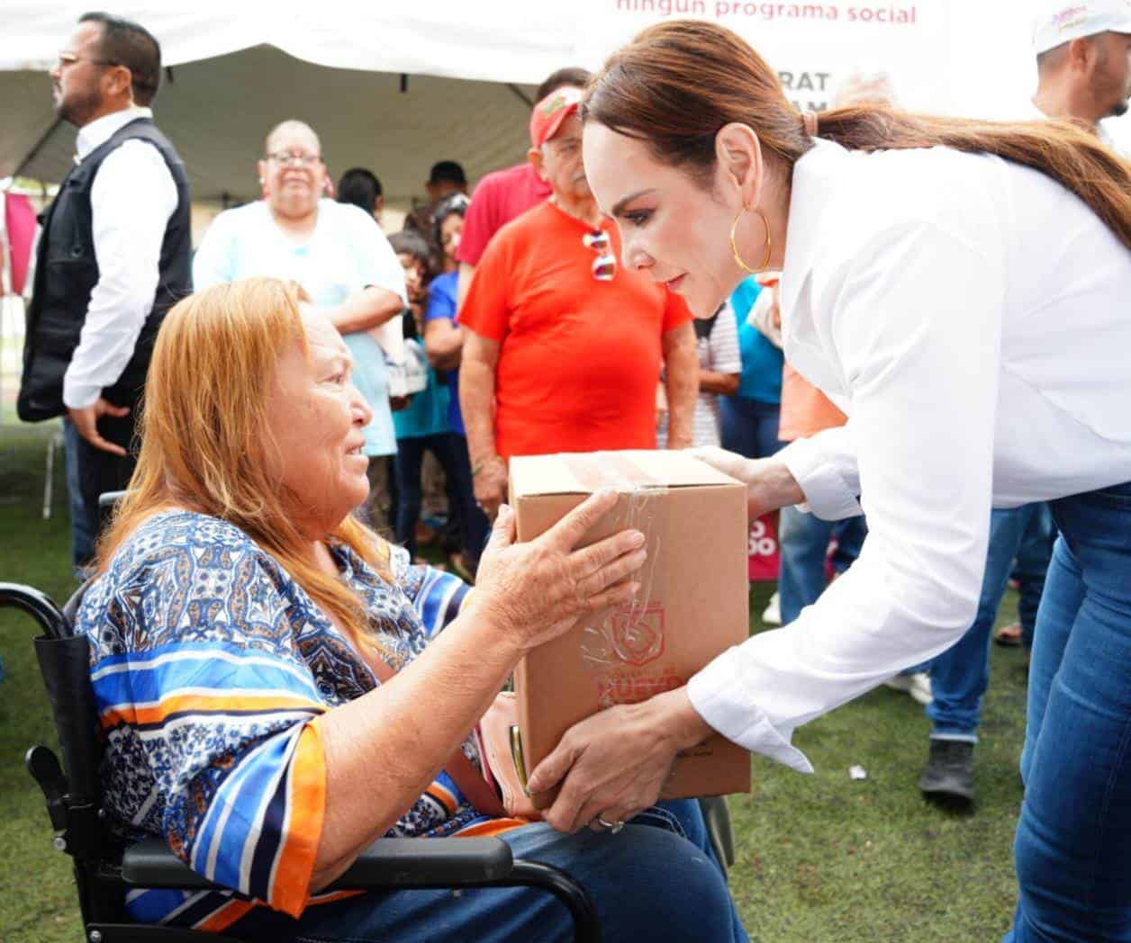 Alcaldesa lleva atención personalizada a Palmares Alcaldesa lleva atención personalizada a Palmares