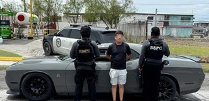 Recuperan auto de lujo robado y detienen a conductor en Matamoros