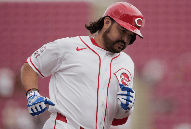 Rojos de Cincinnati activan a Eugenio Suárez tras lesión