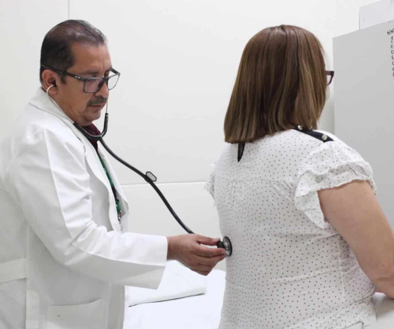 Déficit médico persiste  en hospitales del IMSS