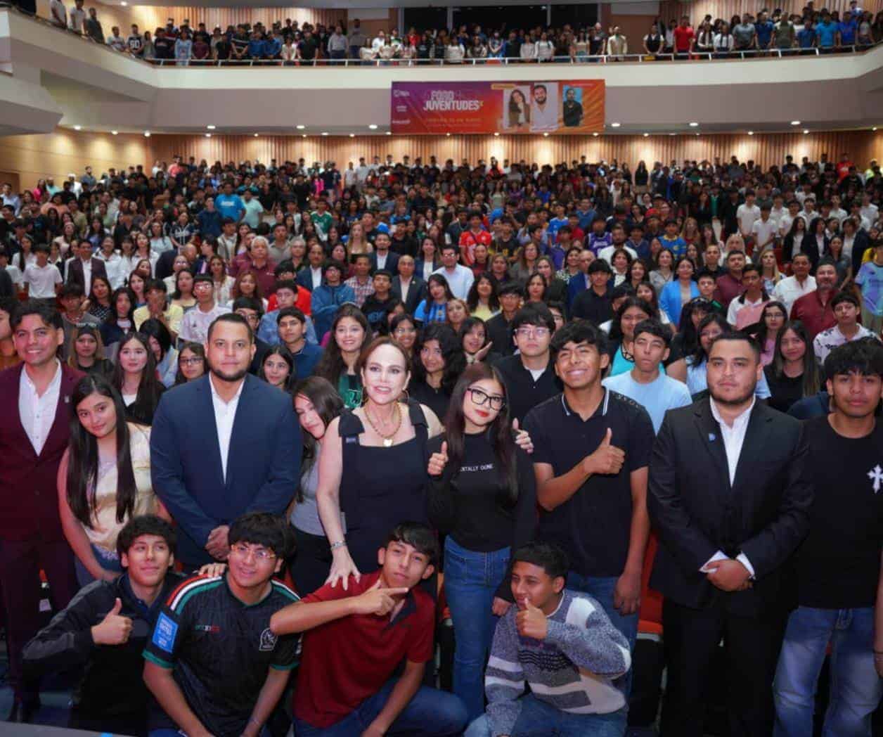 Destacan jóvenes iniciativa de alcaldesa Destacan jóvenes iniciativa de alcaldesa