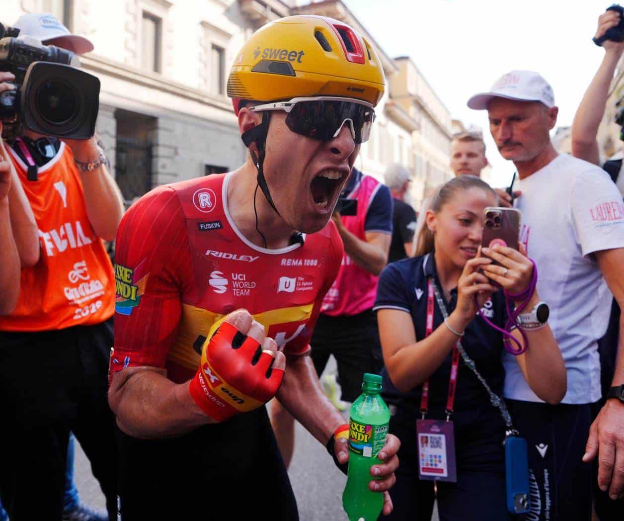 Fredrik Dversnes gana la 15ta etapa del Giro de Italia