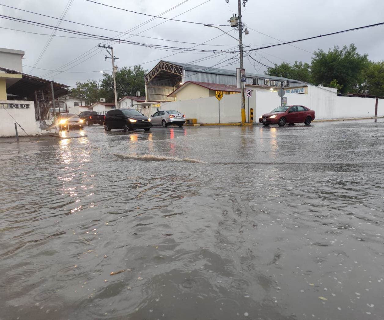Colapsa ciudad tras 40 minutos de tormenta