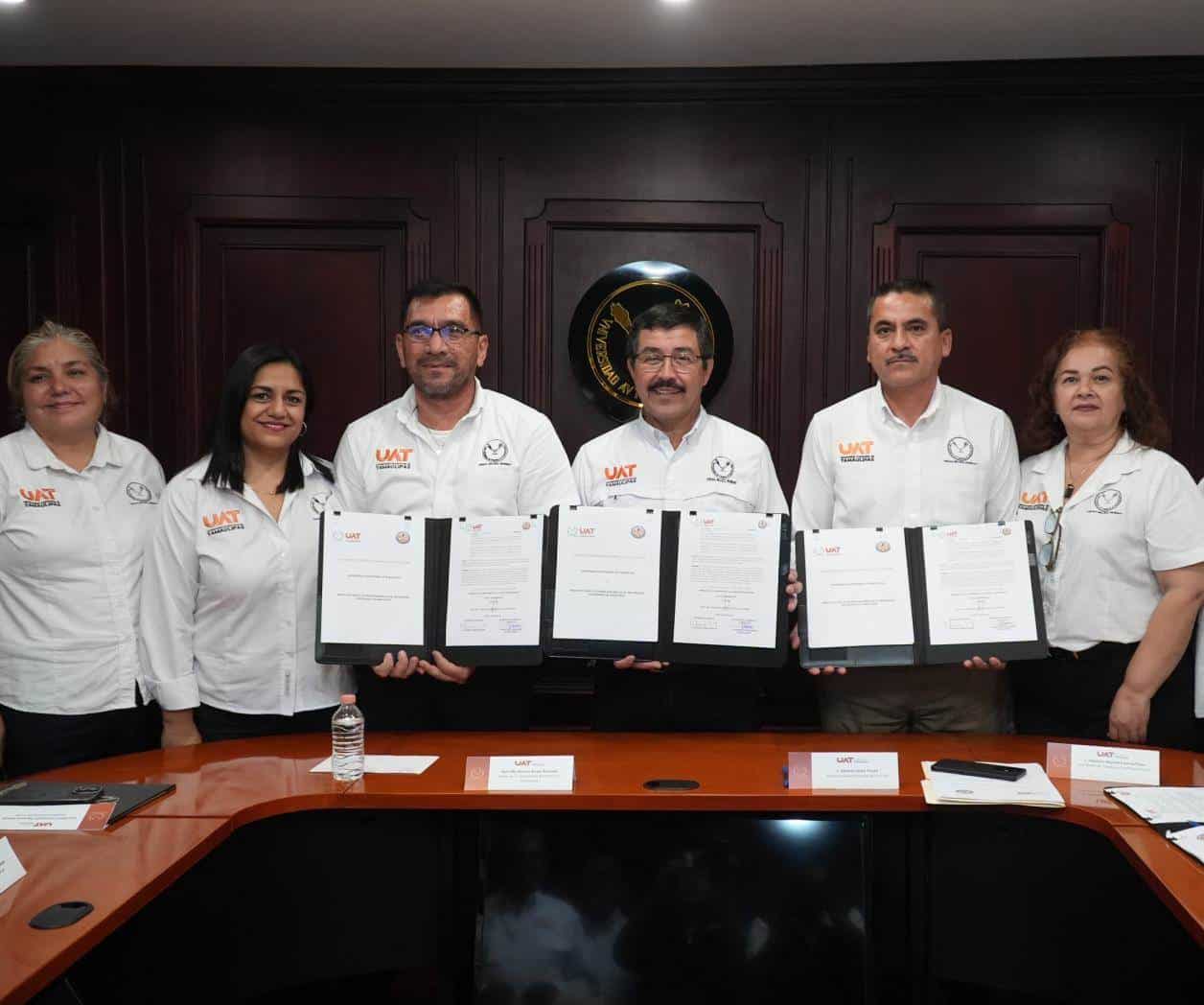 Firman convenio de revisión salarial 2026