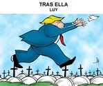 Tras ella