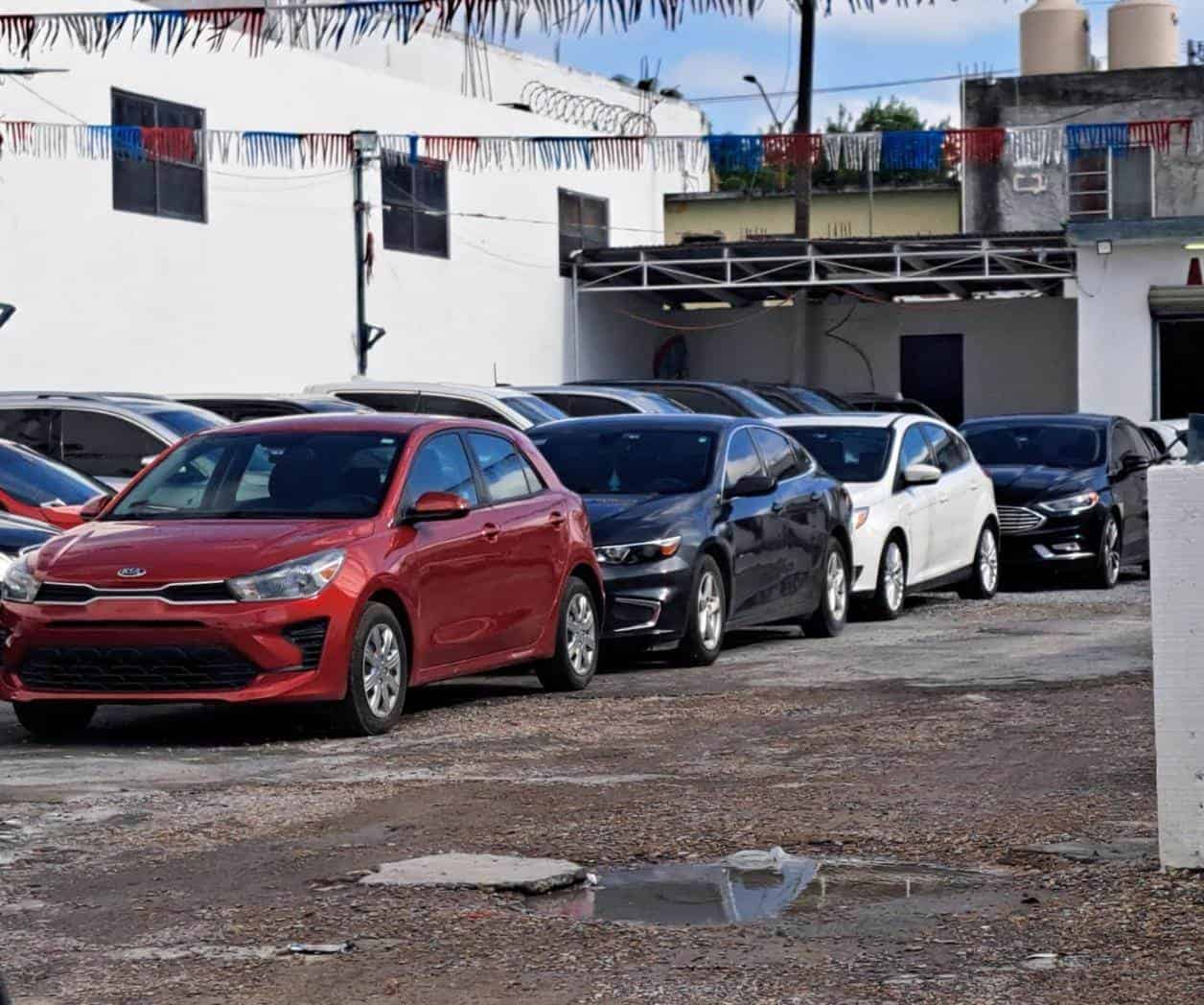 Aumenta en un 100% importación de autos usados