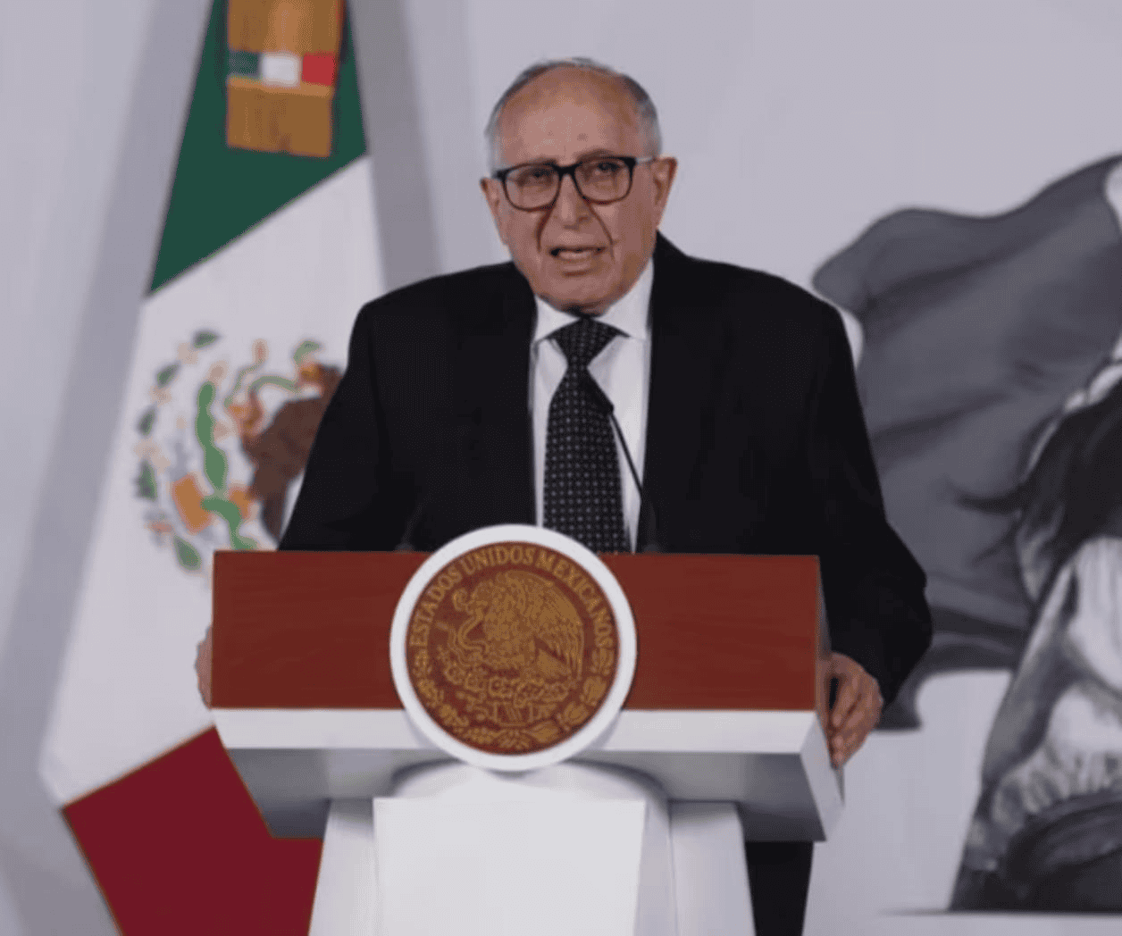 Salud anuncia inversión de farmacéuticas por 21 mil mdp