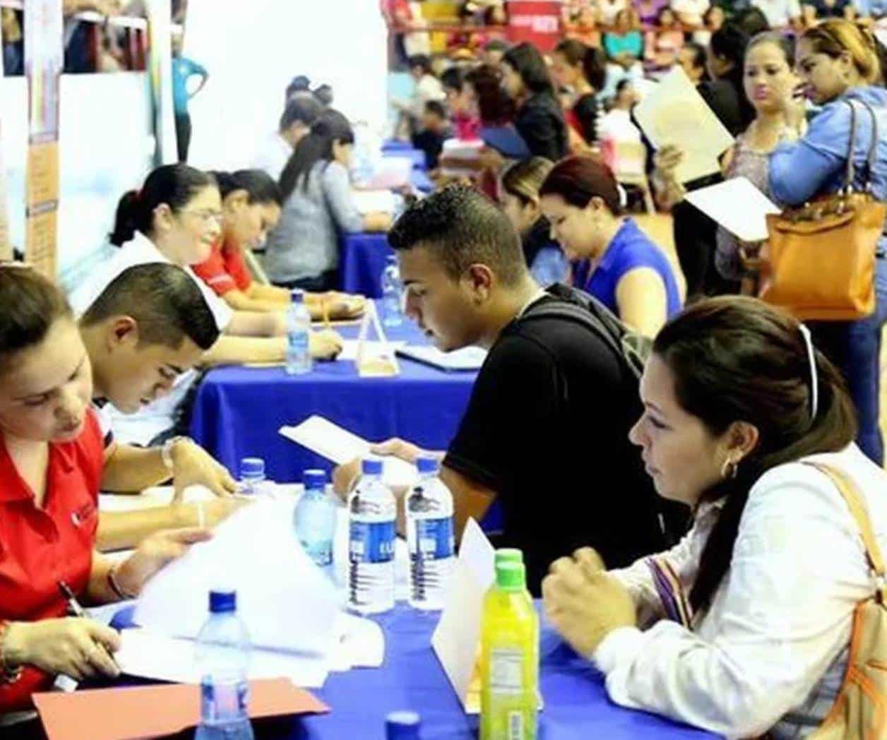 Superan los 13 mil empleos formales
