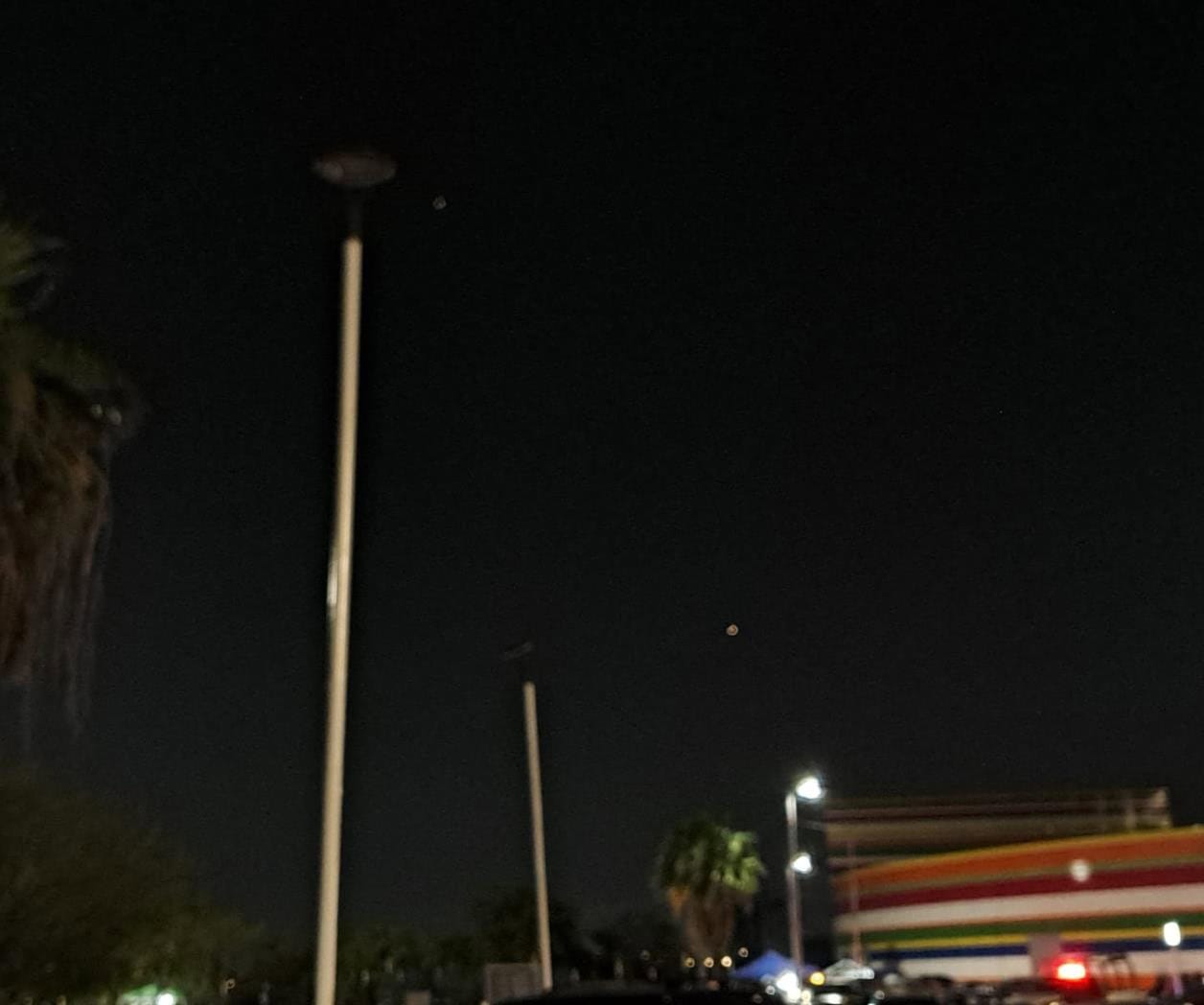 Falta alumbrado en el Parque Cultural