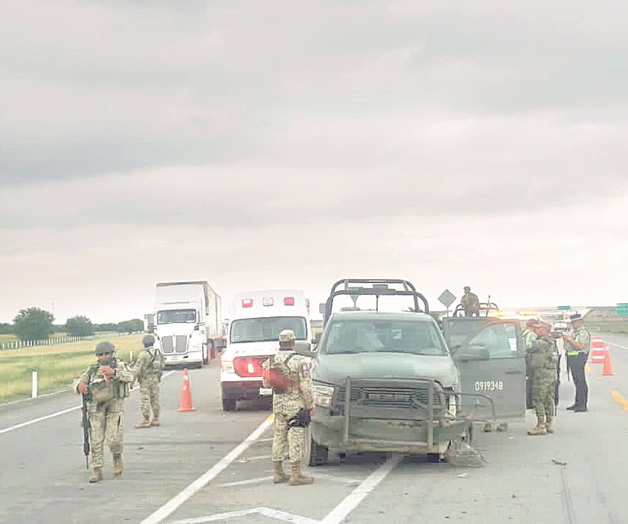 Traslada CR a dos agentes lesionados
