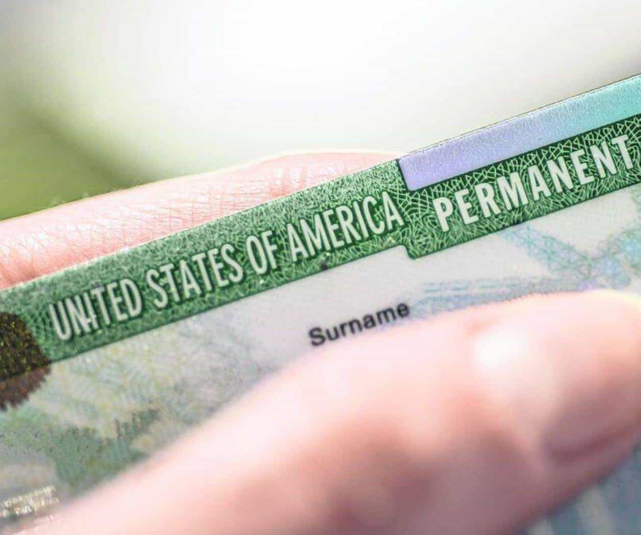 Endurecen acceso a ‘green card’
