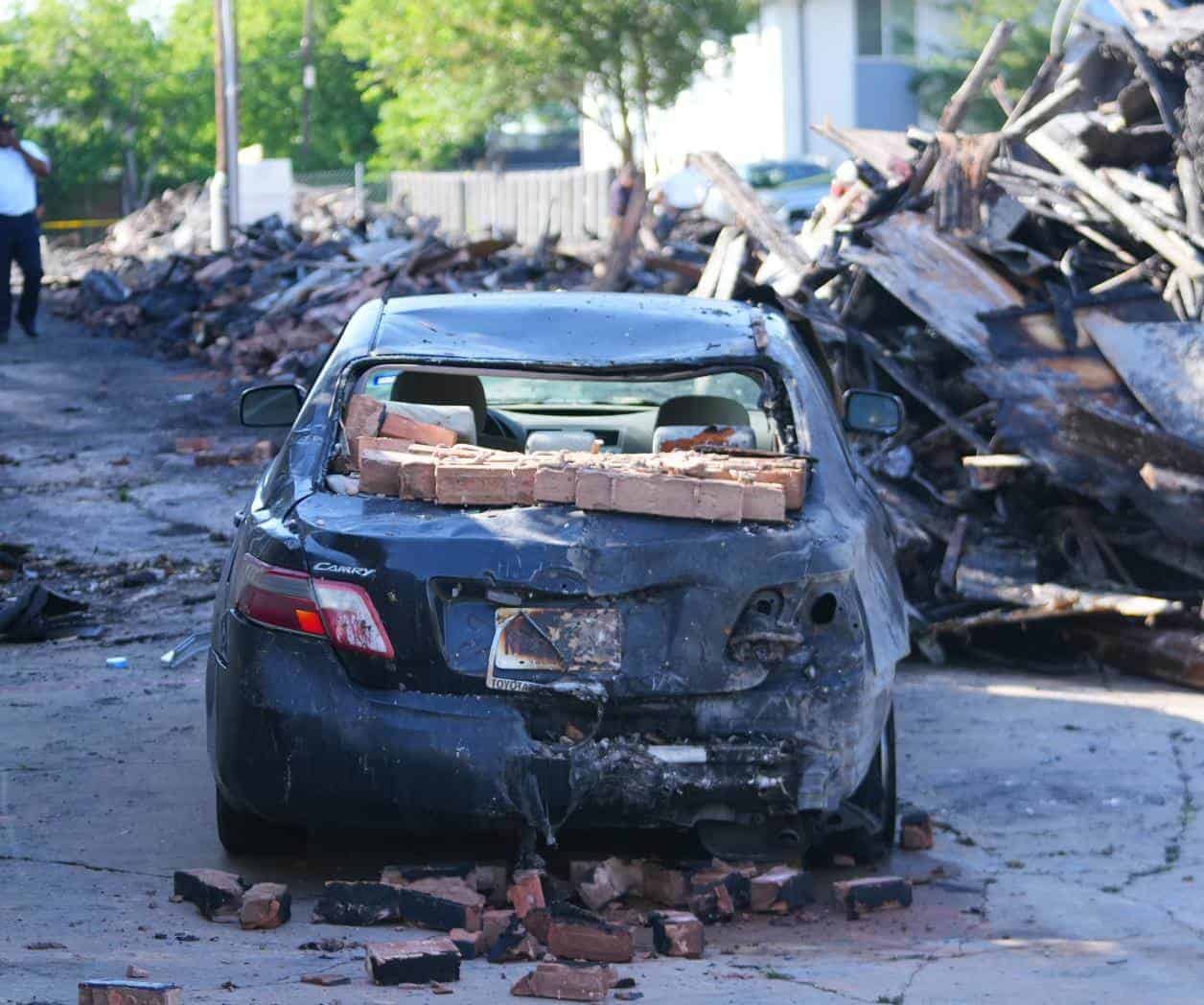 Explosión por fuga de gas deja tres muertos en Dallas