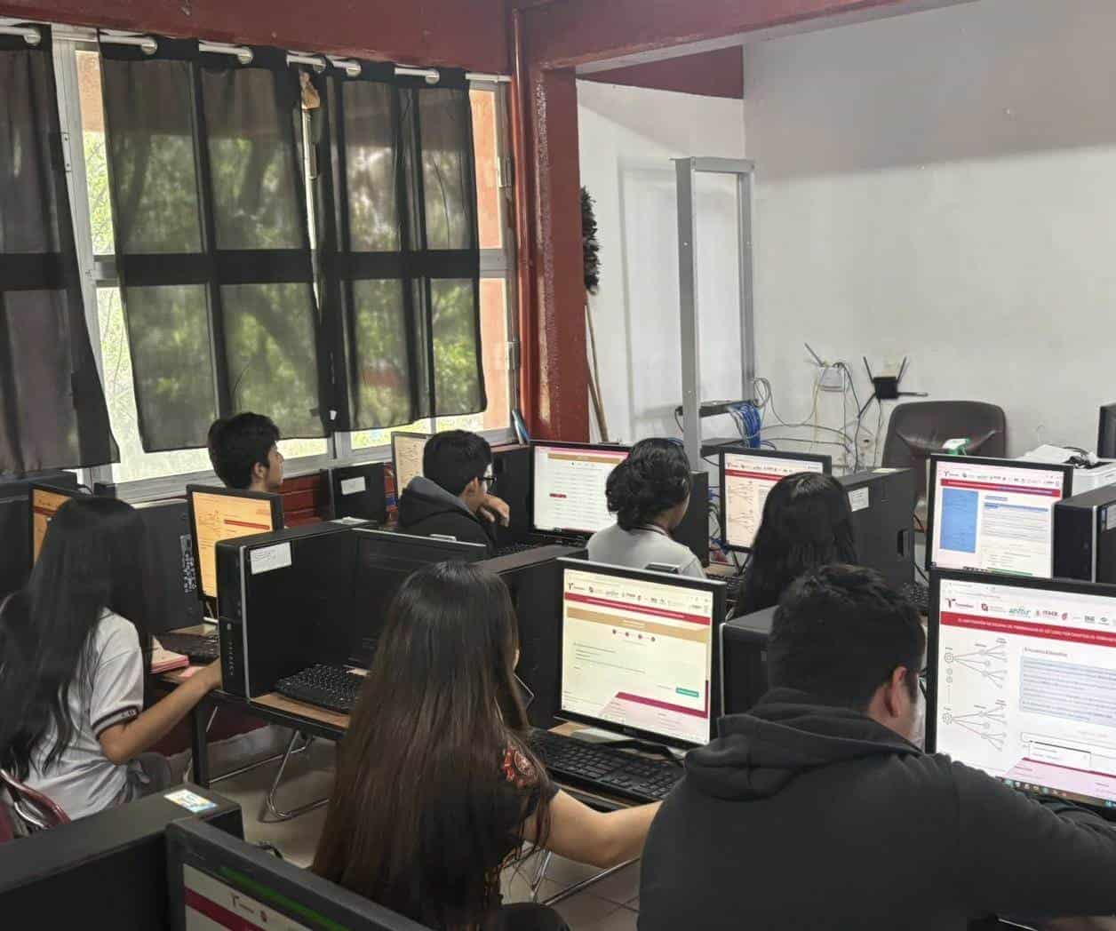 Encuestan a  estudiantes