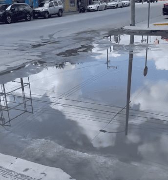 Los encharcamientos continúan causando problemas en la colonia Rodríguez de Reynosa