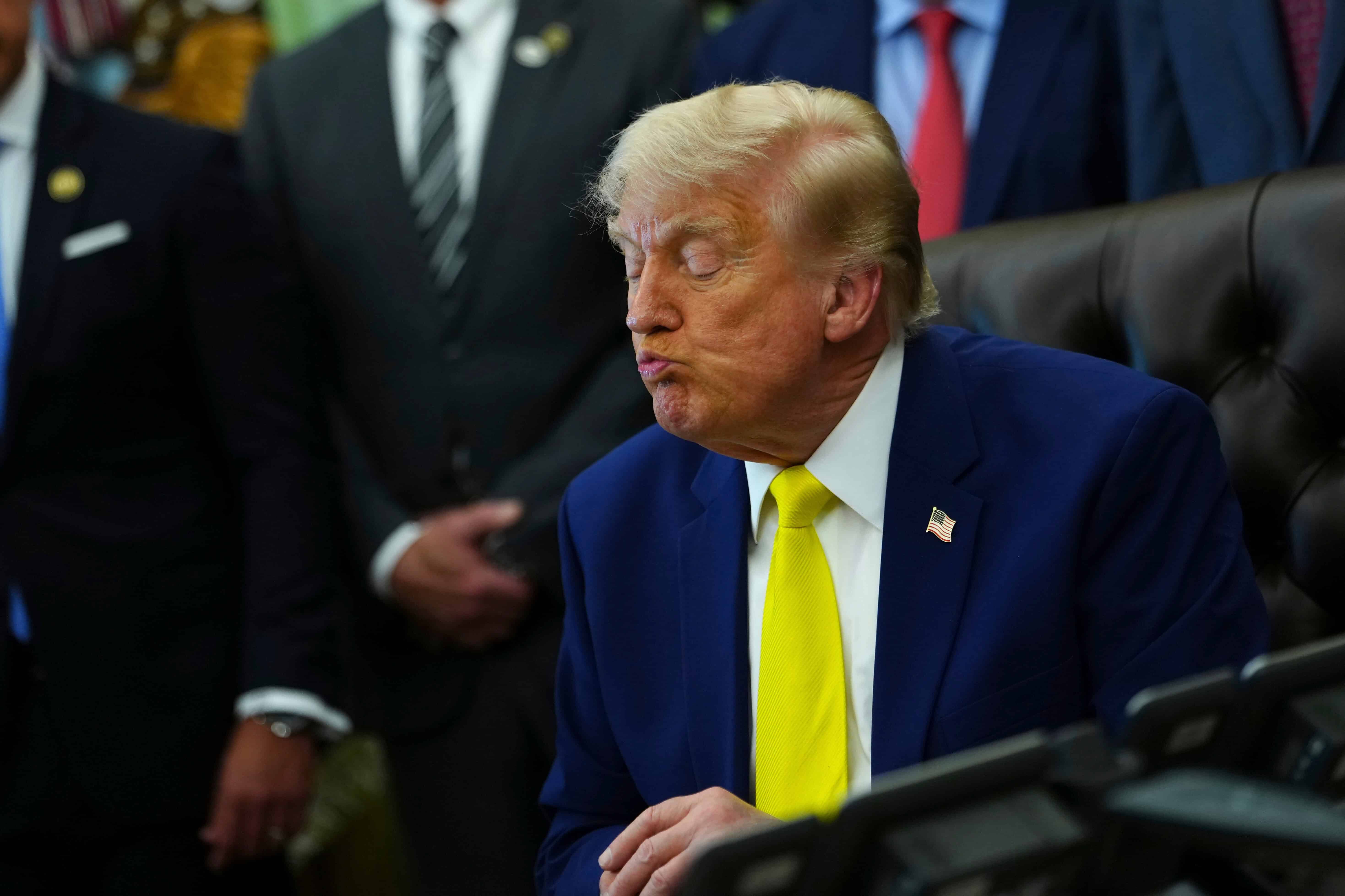 Trump cambia planes de tropas en Europa